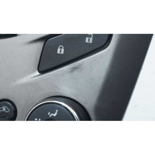Panel sterowania klimatyzacji Chevrolet AVEO T300