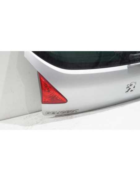 Klapa bagażnika Peugeot 3008 lakier EZRC
