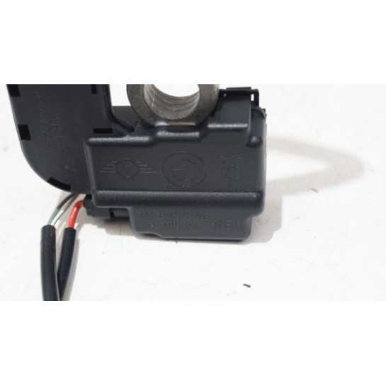 Klema minusowa BMW 1 E82 E88 2.0D 7599963