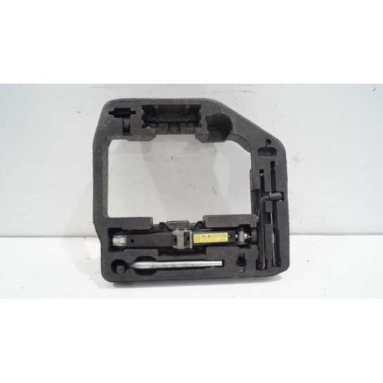 Wkład styropian bagażnika AUDI A4 8T 8T0012109A