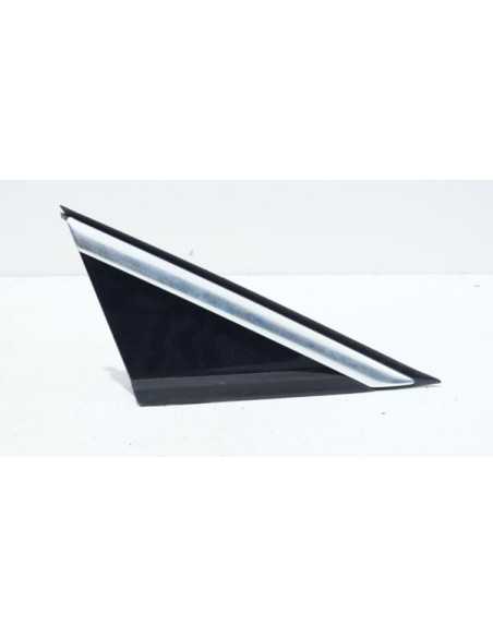 Trójkąt błotnika prawy Peugeot 3008 96842432XY