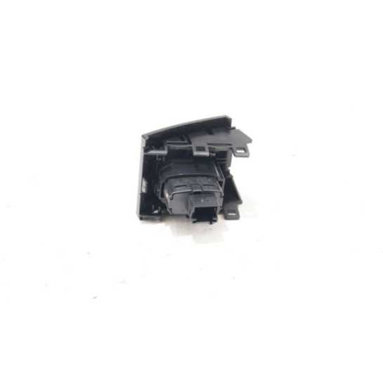 Włącznik świateł awaryjnych BMW F30 F31 F80