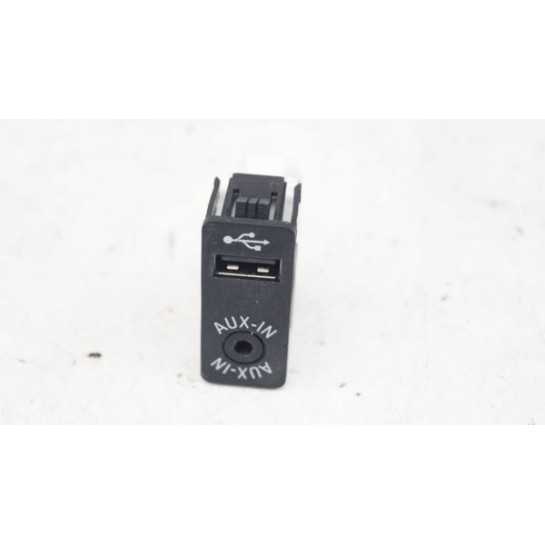 Gniazdo USB AUX BMW F20 9229246