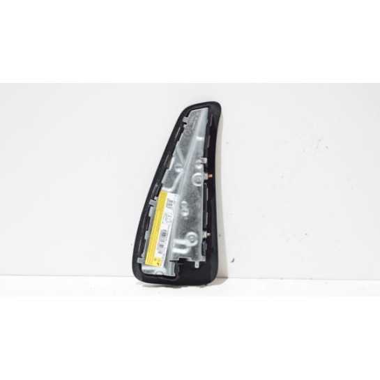 Poduszka fotela prawa Mercedes W204 605010800C