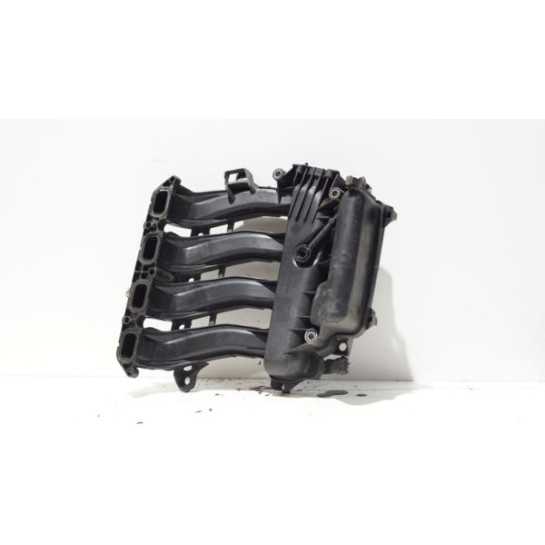 Kolektor ssący Renault MEGANE III 1.6 8200647713