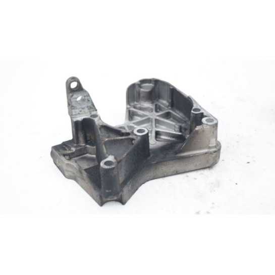 Wspornik łapa silnika Renault Nissan 1.5 DCI