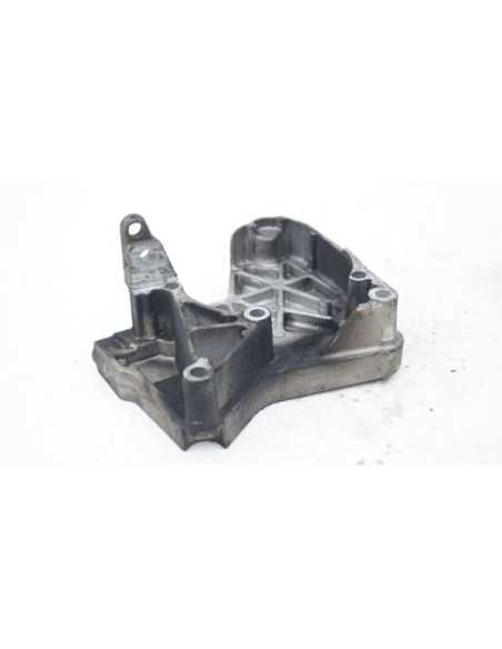 Wspornik łapa silnika Renault Nissan 1.5 DCI