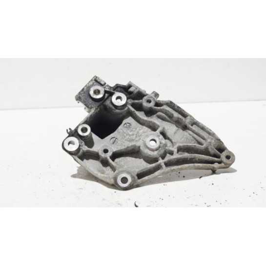 Łapa wspornik alternatora Peugeot Citroen 1.6 HDI