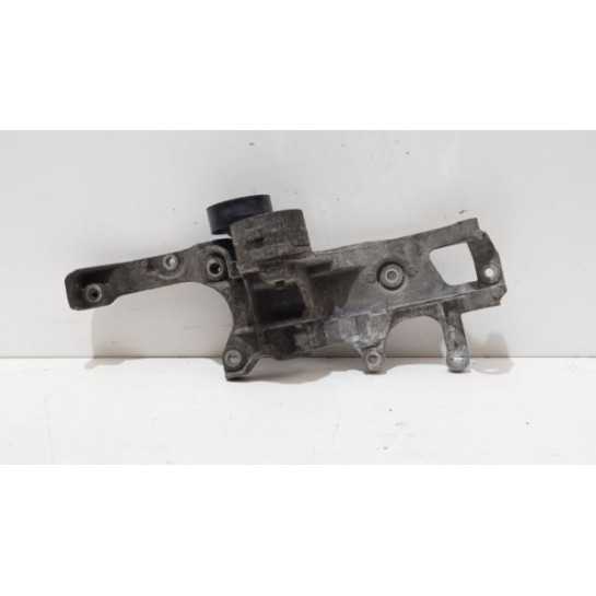 Łapa wspornik alternatora Citroen Peugeot 2.0 HDI