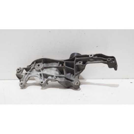 Łapa wspornik alternatora Citroen Peugeot 2.0 HDI