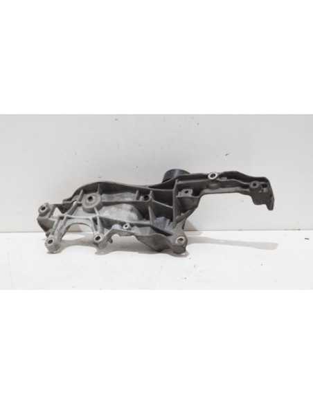 Łapa wspornik alternatora Citroen Peugeot 2.0 HDI