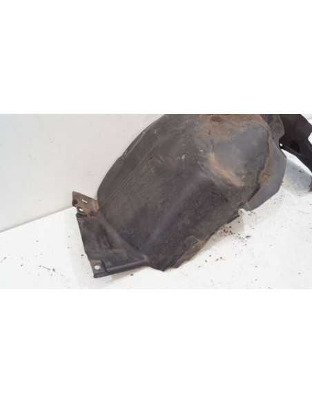 Nadkole lewy przód tylna część BMW E82 51717207649