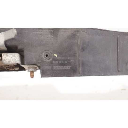 Pas przedni wzmocnienie Renault CLIO III
