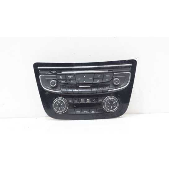 Panel radia klimatyzacji nawiewów Peugeot 508