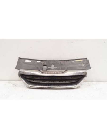 Atrapa GRILL przód Peugeot 2008 9678490677