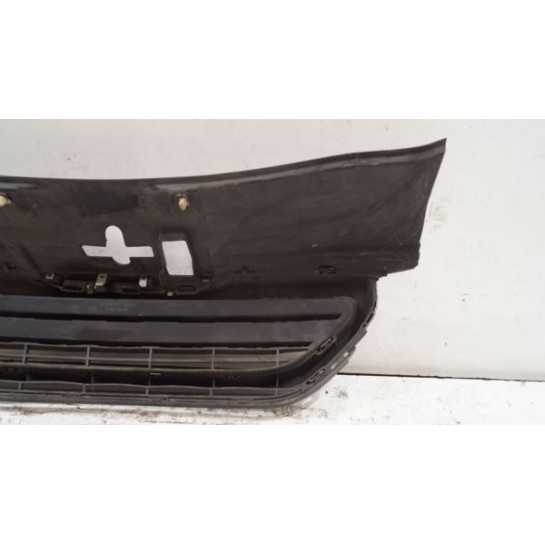 Atrapa GRILL przód Peugeot 2008 9678490677