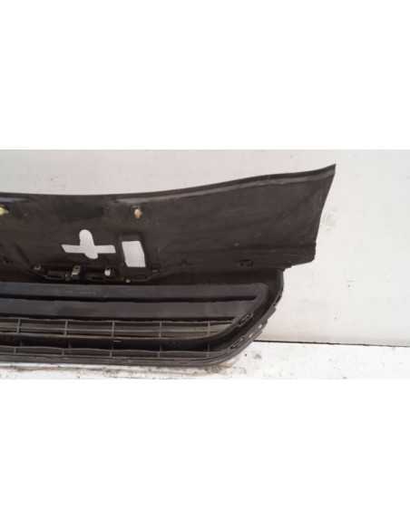 Atrapa GRILL przód Peugeot 2008 9678490677