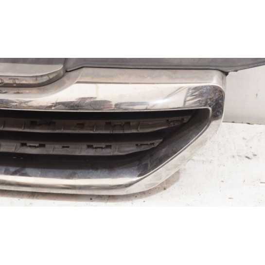 Atrapa GRILL przód Peugeot 2008 9678490677