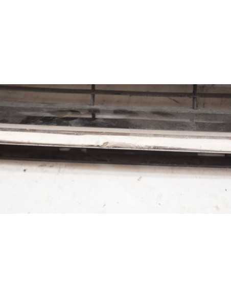 Atrapa GRILL przód Peugeot 2008 9678490677