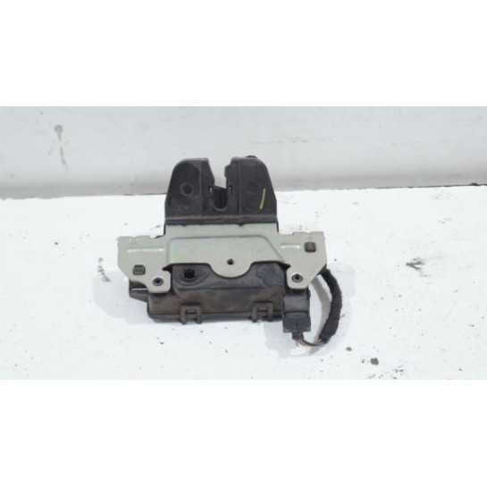 Zamek klapy bagażnika Opel ZAFIRA B 495058724