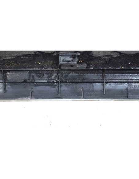 Listwa progu prawa Audi A4 B7 CABRIO 8H0853906