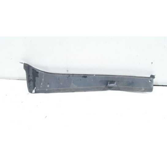 Listwa błotnika lewa BMW F20 F21 7269997