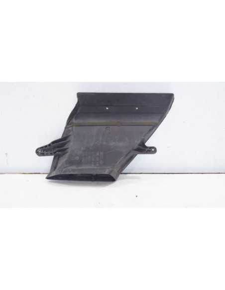 Kierownica dolot powietrza Audi A4 B8 8K0129618