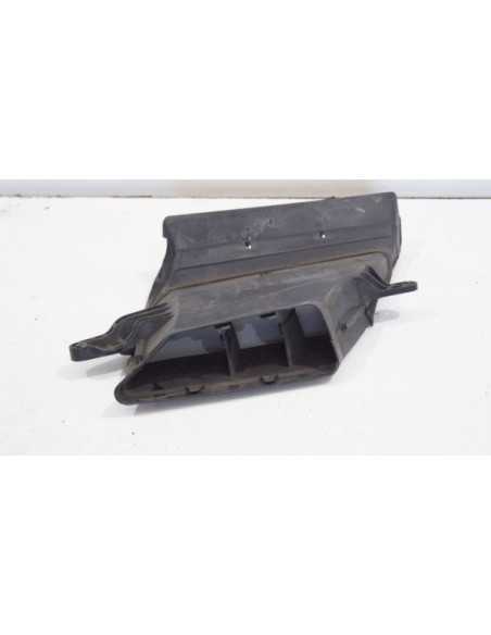 Kierownica dolot powietrza Audi A4 B8 8K0129618