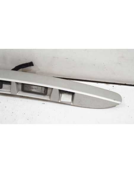Blenda tylnej klapy lampki Renault SCENIC III