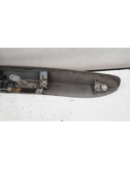 Blenda tylnej klapy lampki Renault SCENIC III