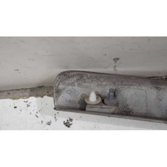 Blenda tylnej klapy lampki Renault SCENIC III