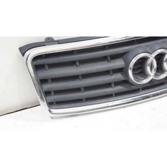 Grill Atrapa górna zderzaka Audi A4 B6 8H0853653