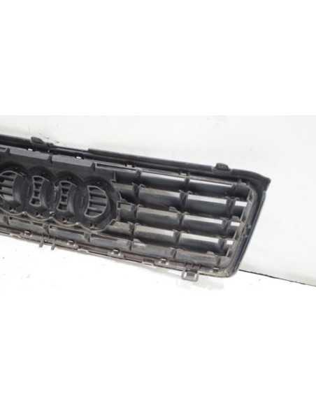 Grill Atrapa górna zderzaka Audi A4 B6 8H0853653