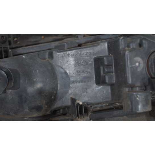 Halogen ramka halogena prawy Nissan MICRA K14