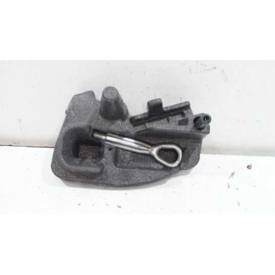 Wkład styropian bagażnika ucho BMW 1 F20 7222700