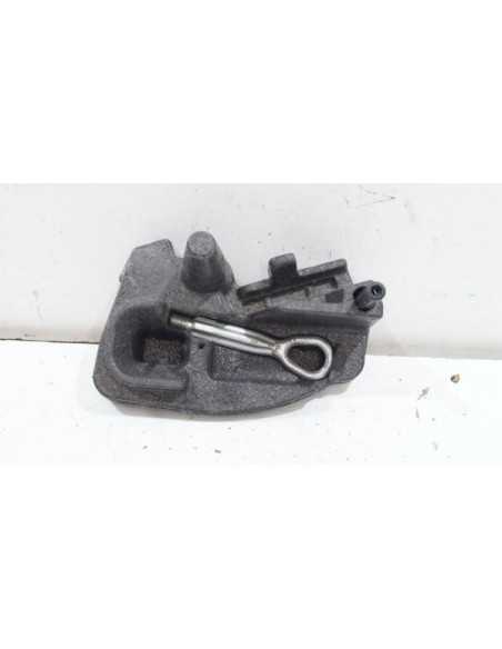 Wkład styropian bagażnika ucho BMW 1 F20 7222700