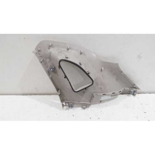 Osłona słupka tył lewy Renault CAPTUR I 769351245R