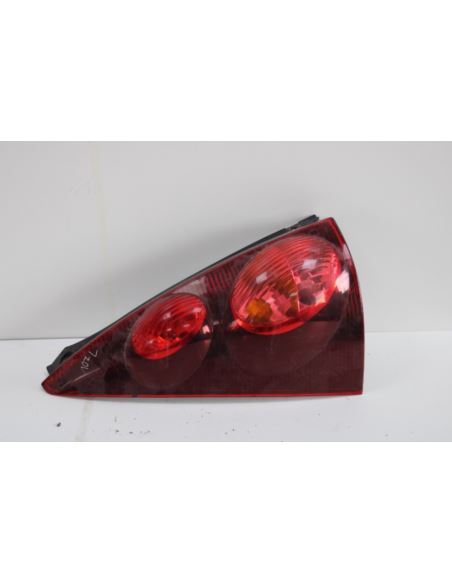 Lampa tylna lewa 81560-0H100 Peugeot 107