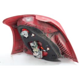 Lampa prawa tylna 81561-0D111 Toyota Yaris 2