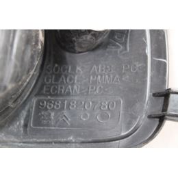 Lampa lewa tylna 9681820780 Citroen C3 Picasso 2