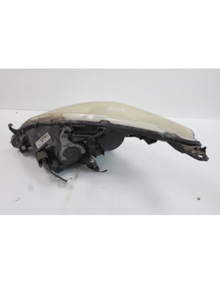 Lampa przednia prawa 9685472680 Peugeot 3008 5008