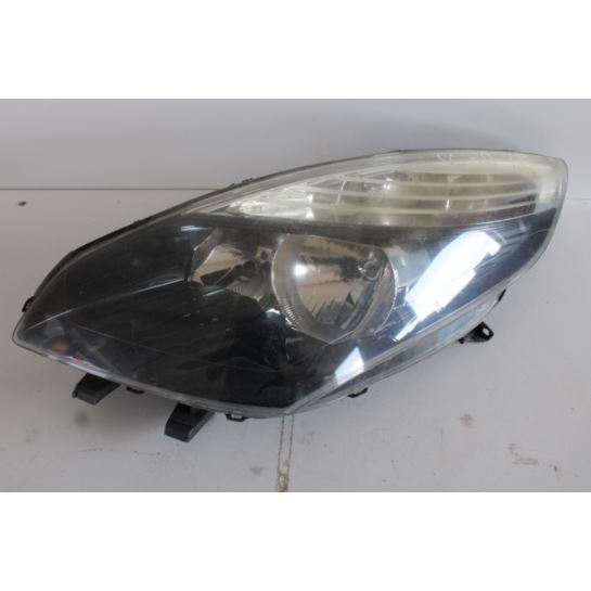 Lampa przednia lewa 260600024R Renault SCENIC