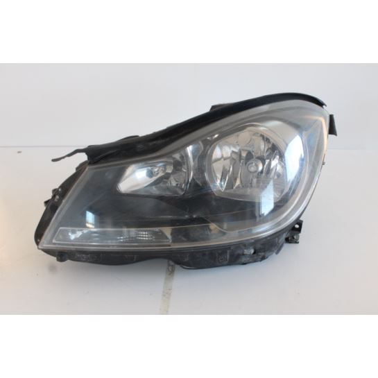 Lampa przednia lewa Mercedes-Benz C-KLASA