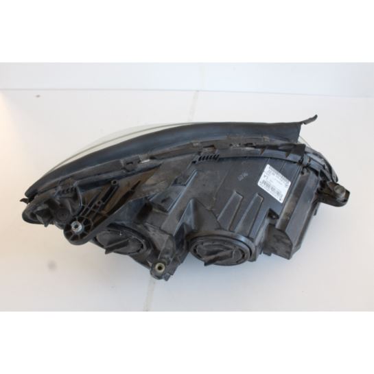 Lampa przednia lewa Mercedes-Benz C-KLASA