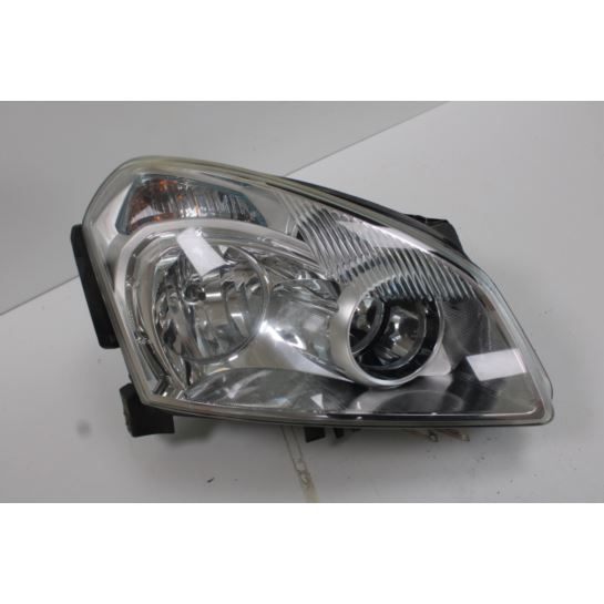 Lampa przednia prawa Nissan QASHQAI