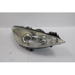 Lampa przednia prawa Peugeot 308 2
