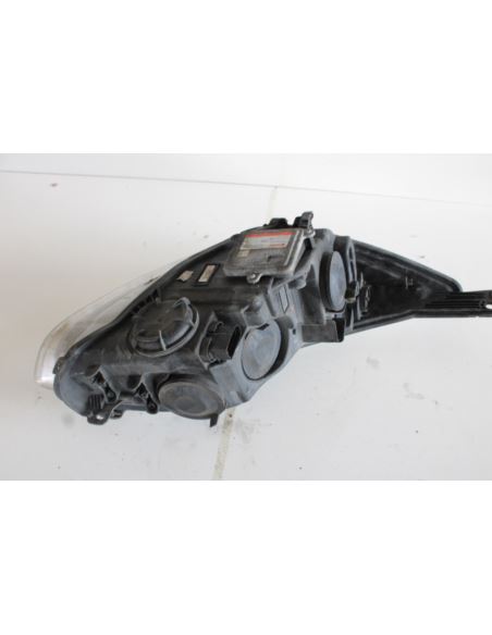 Lampa przednia lewa Ford FOCUS