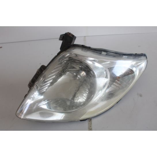 Lampa przednia prawa Suzuki SWIFT