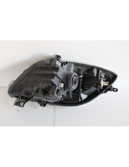 Lampa przednia prawa Toyota YARIS
