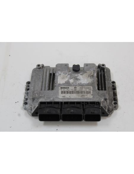 Komputer sterownik ECU 0281015798 Renault Scenic